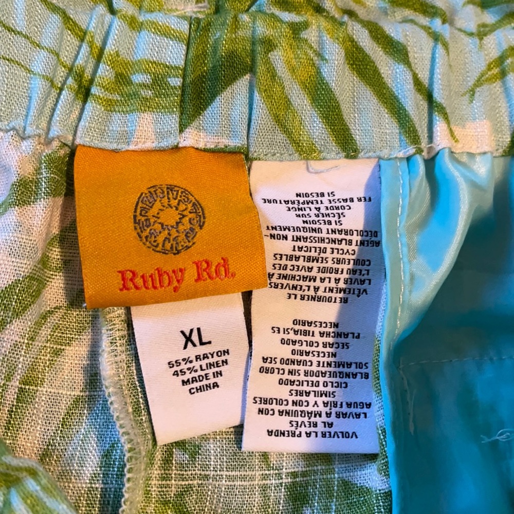 🔥Ruby Rd. Woman’s pants - Picture 6 of 15